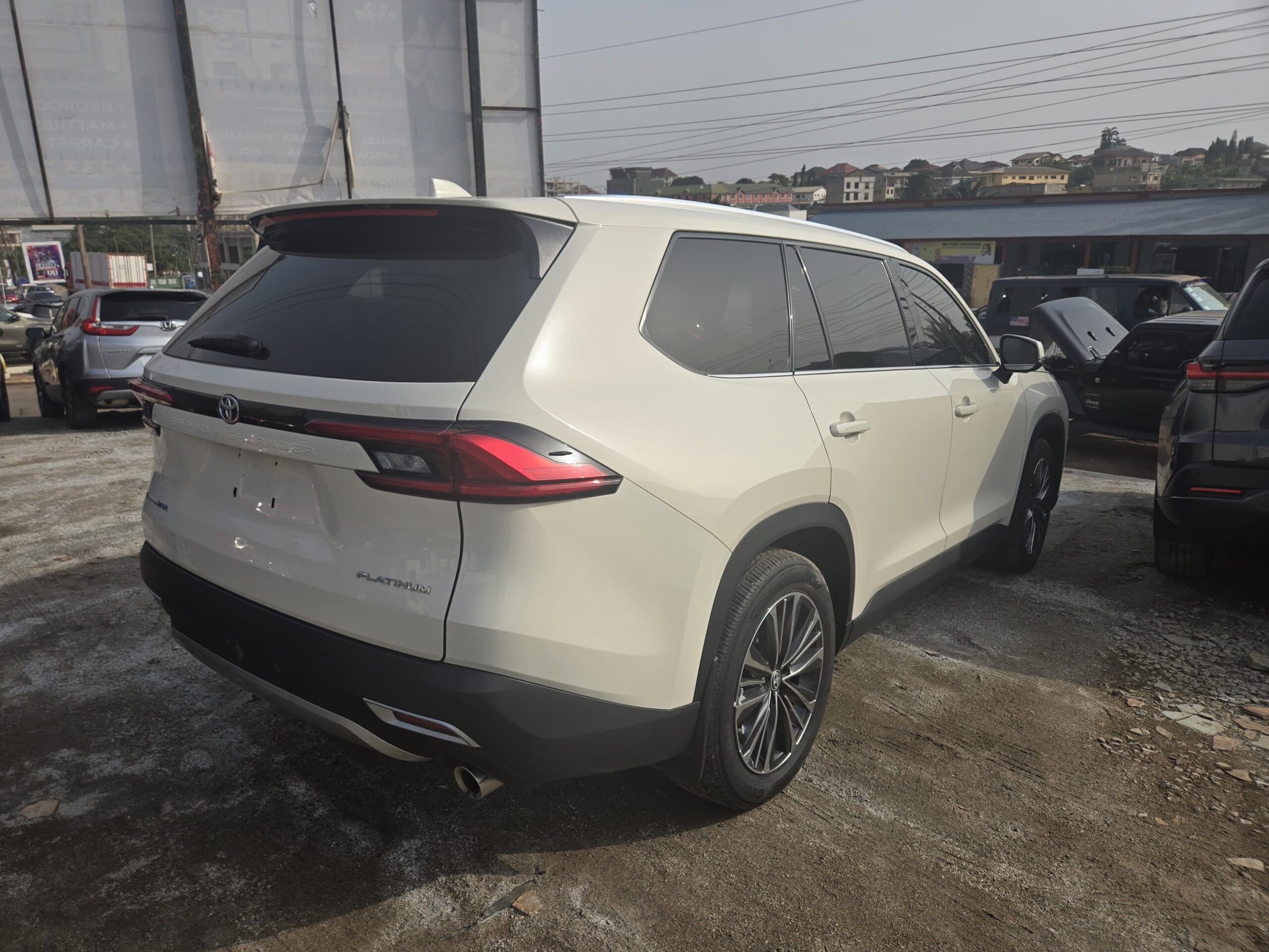 
								2024 Toyota Grand Highlander Hybrid Platinum SUV full									