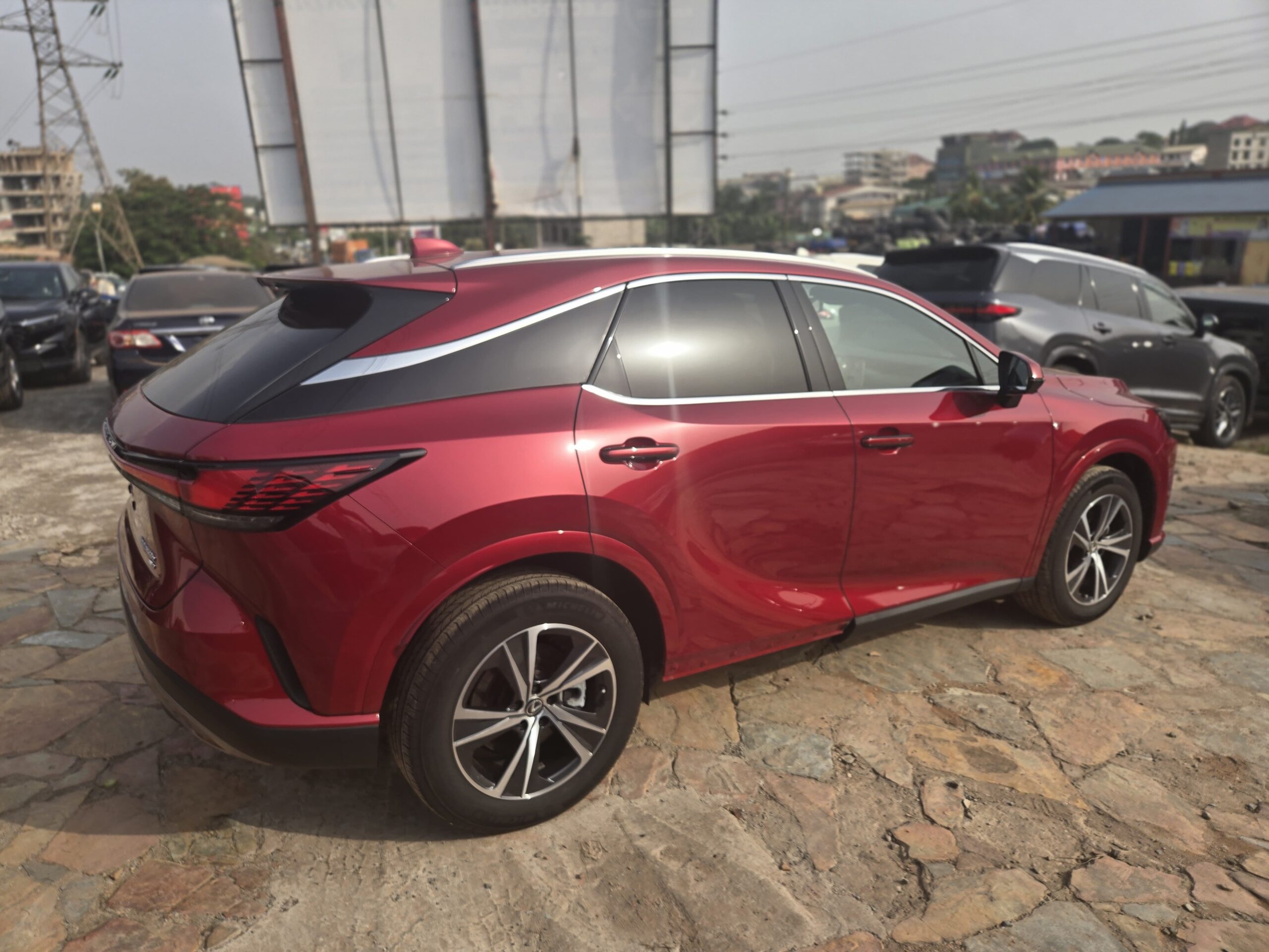 
								2024 Lexus RX 350h full									