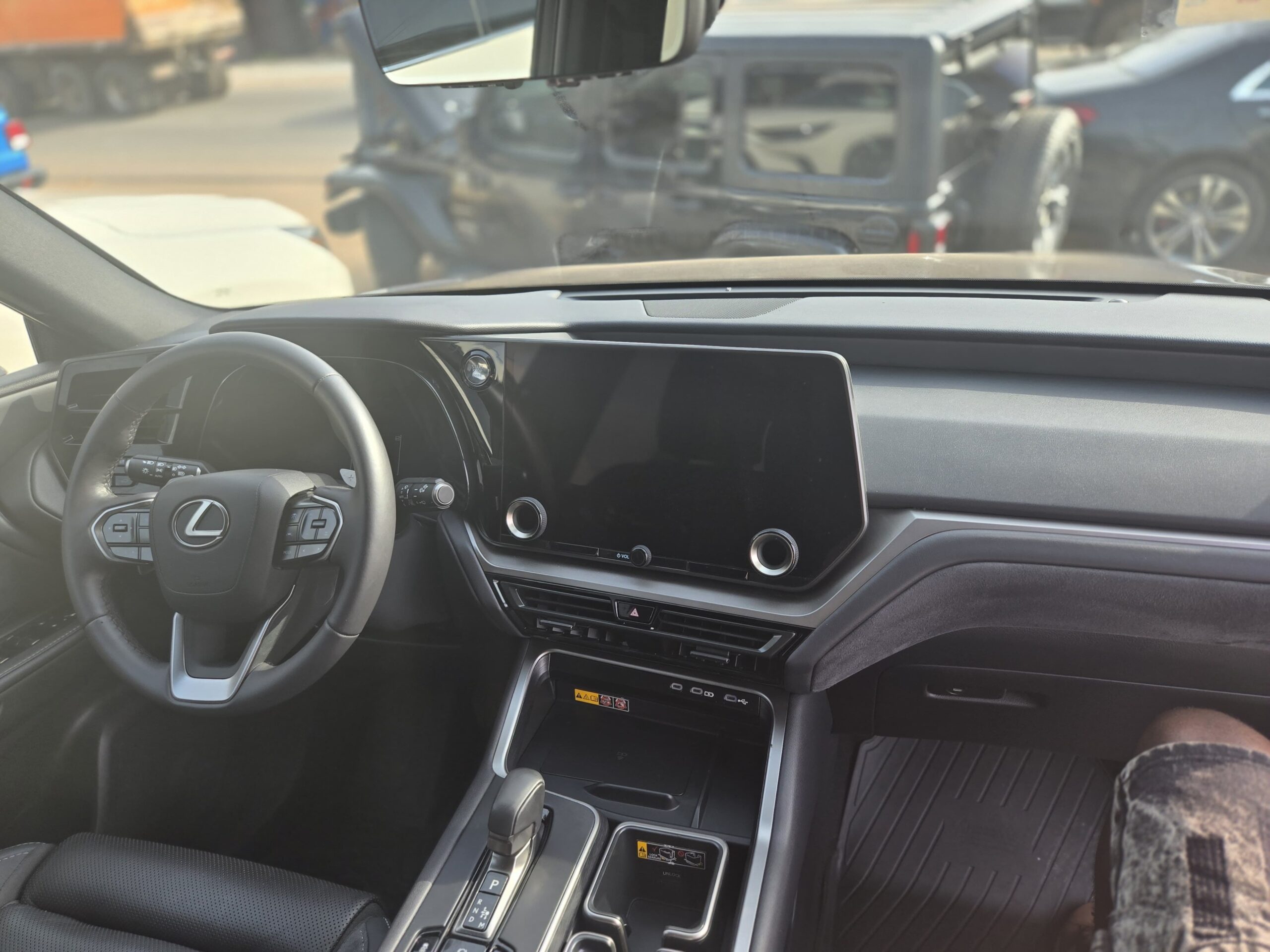 
								2024 Lexus RX 350h full									