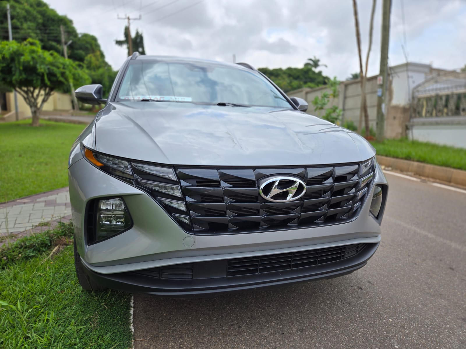 
								*2022 Hyundai Tucson Essential AWD* full									