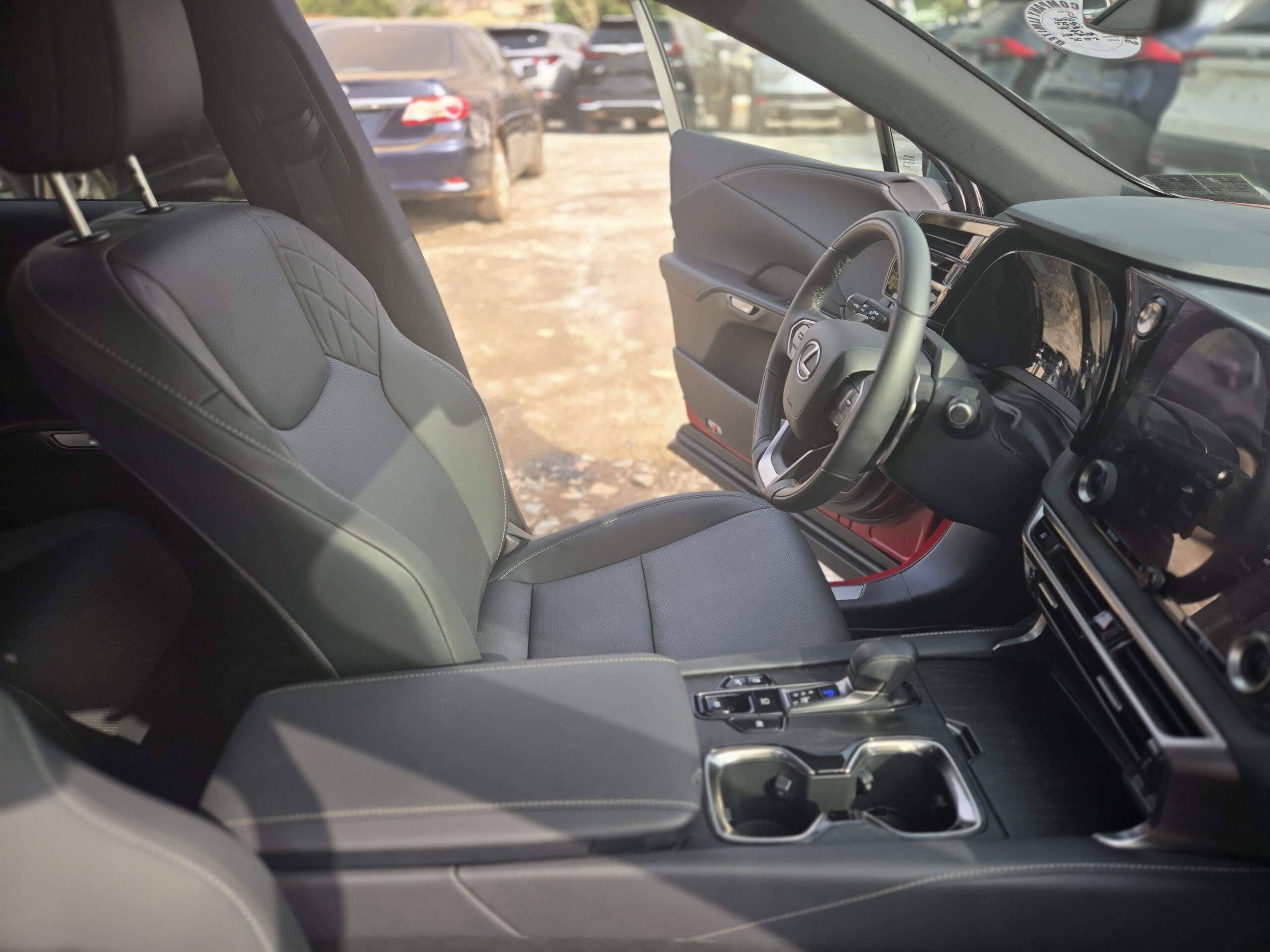 
								2024 Lexus RX 350h full									