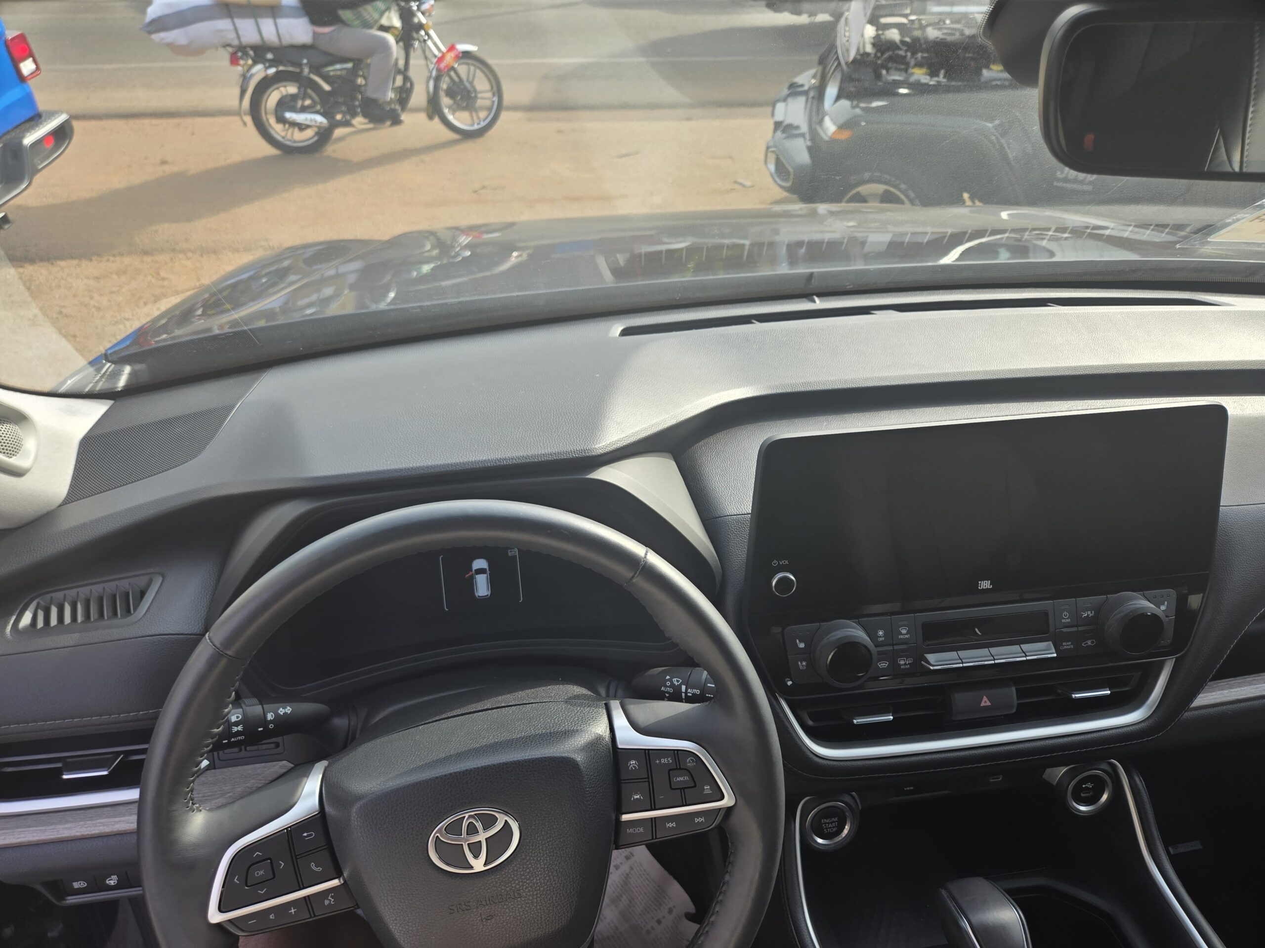 
								2025 Toyota Grand Highlander full									